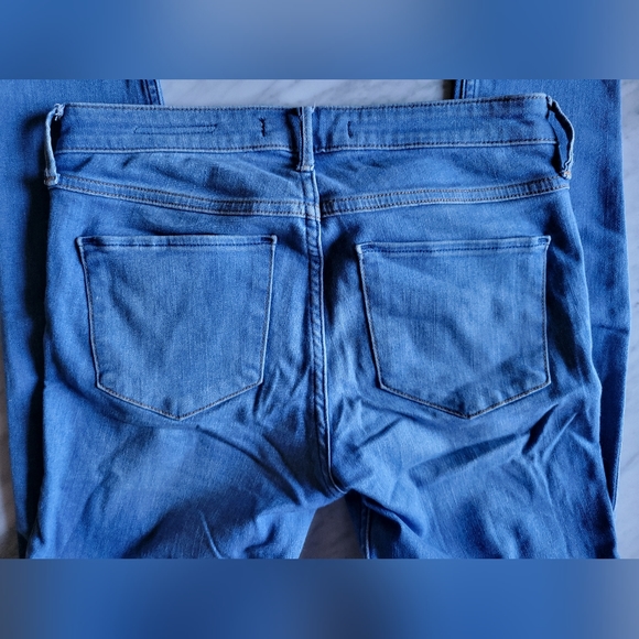 A&F Super Skinny Ankle Jean 27 - Picture 7 of 8